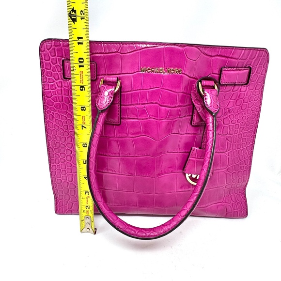 Michael Kors Dillon Raspberry Large Embossed-Leather North South Tote - Picture 9 of 12